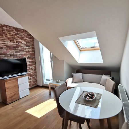 Stan Na Dan M Apartment Novi Sad Luaran gambar