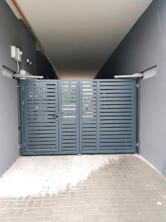 Stan Na Dan M Apartment Novi Sad Luaran gambar