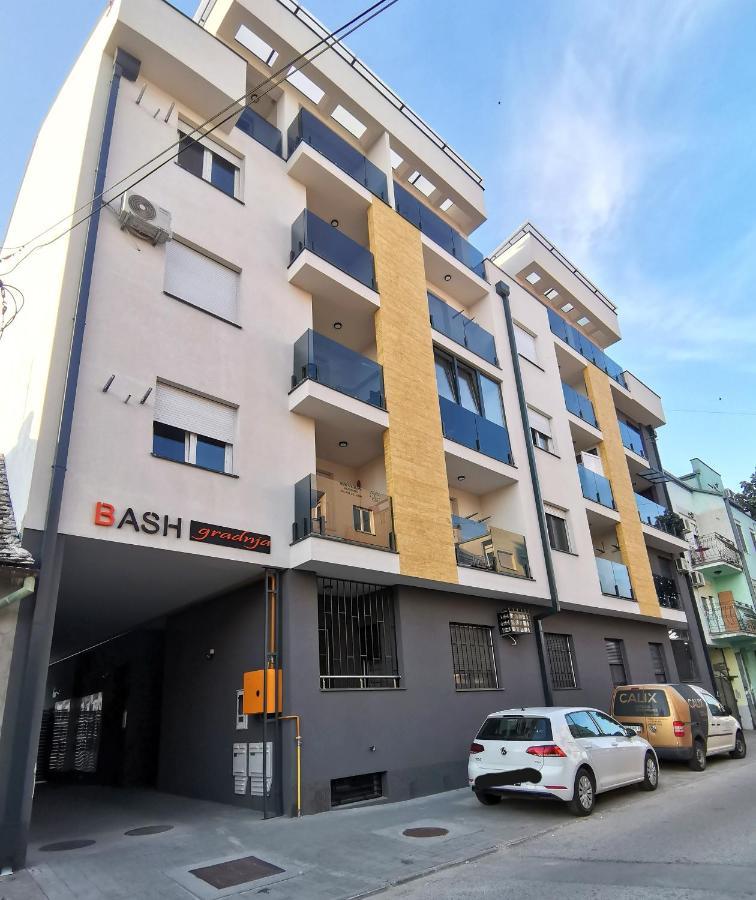 Stan Na Dan M Apartment Novi Sad Luaran gambar